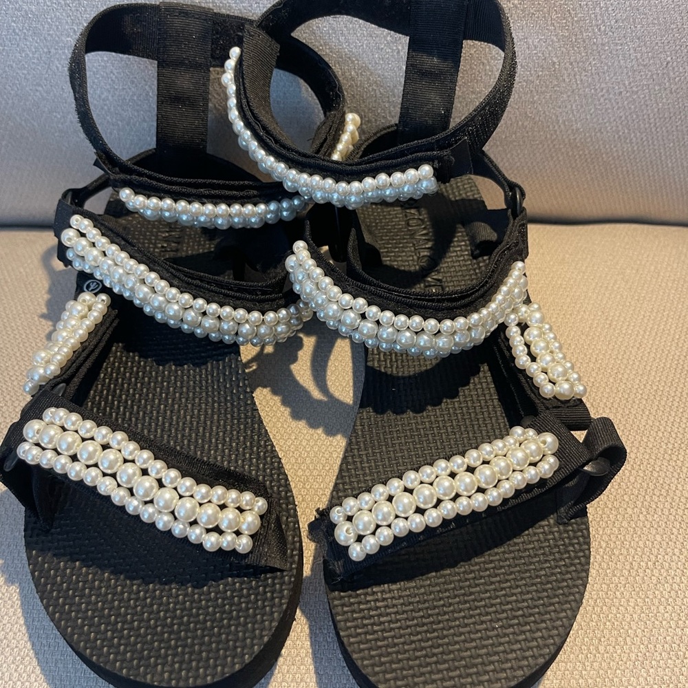 Arizona Love Pearl Sandals | Like new Size 41